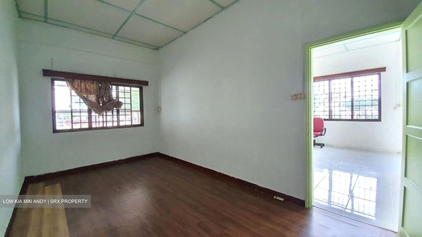 Upper Paya Lebar Road (D19), Shop House #621676201